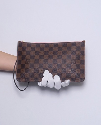 Louis Vuitton Rose Ballerine Pochette, front view